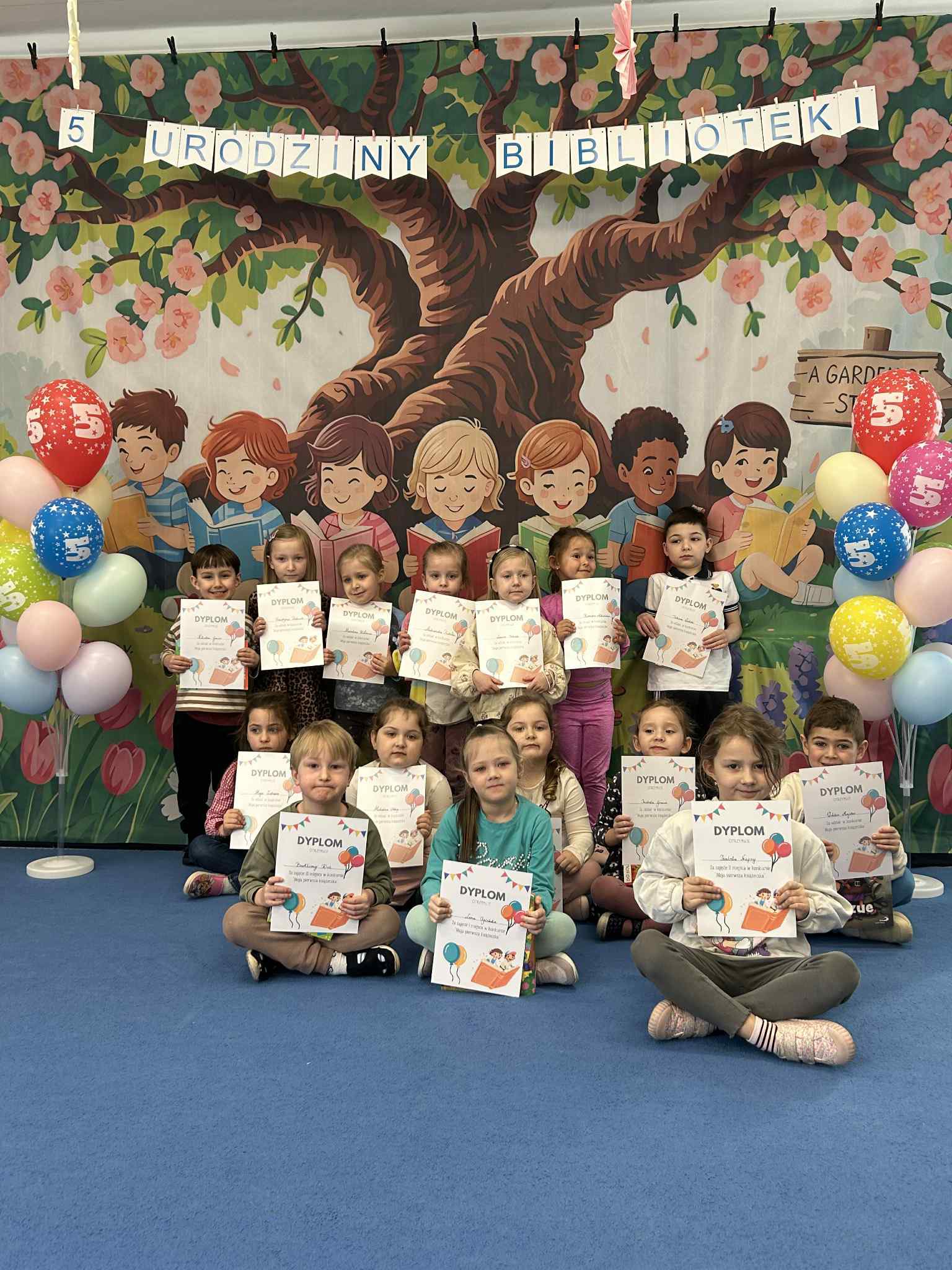 5 URODZINY BIBLIOTEKI PRZEDSZKOLNEJ I KONKURS NA WŁASNĄ KSIĄŻECZKĘ